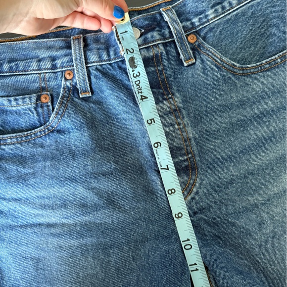 Levi’s Denim Shorts - Picture 10 of 12